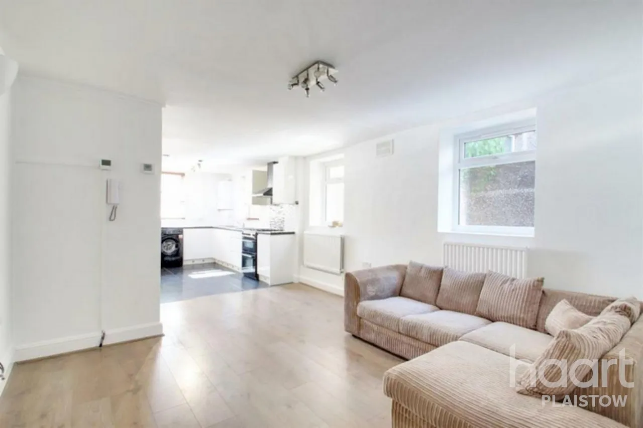 Balaam Street, Plaistow, E13, photo 5