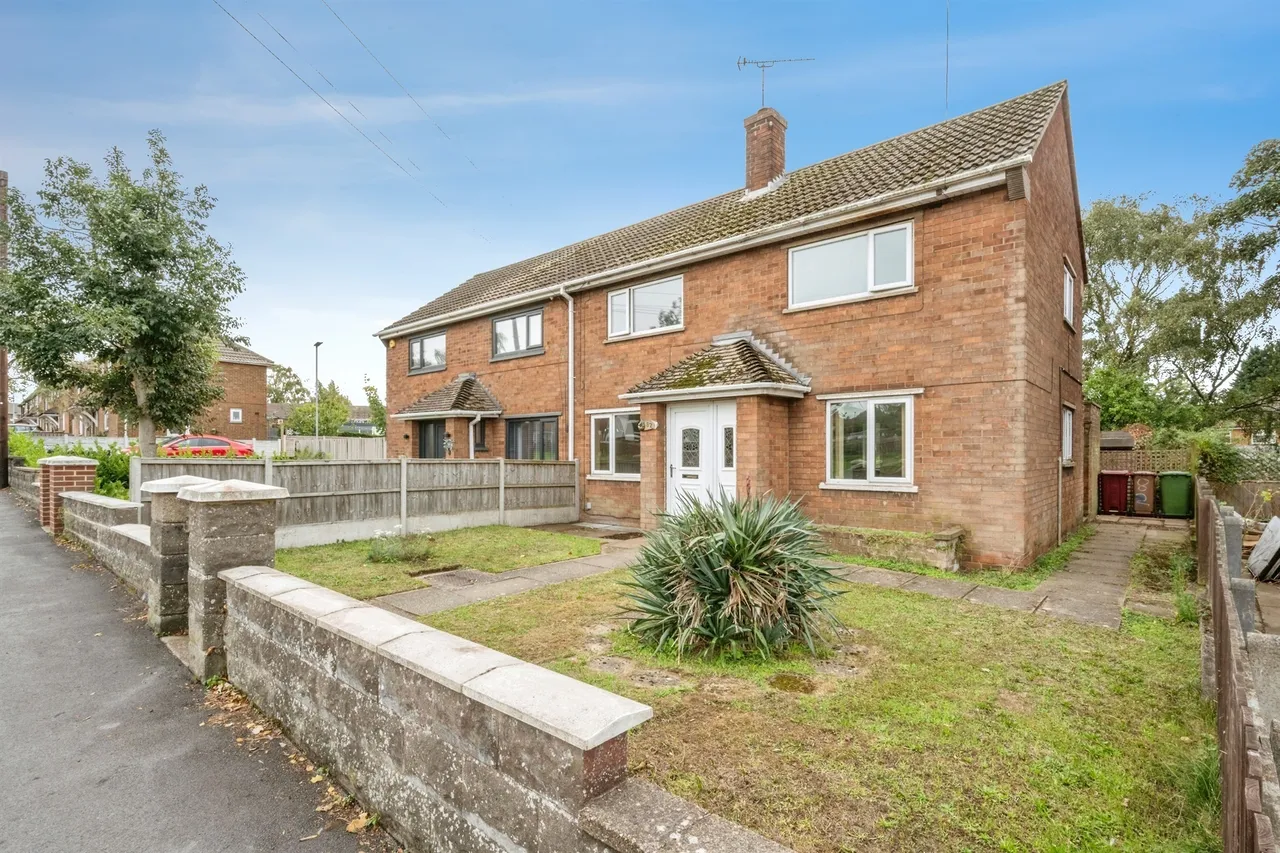 3 bed house for sale, Enderby Road, Scunthorpe, DN17