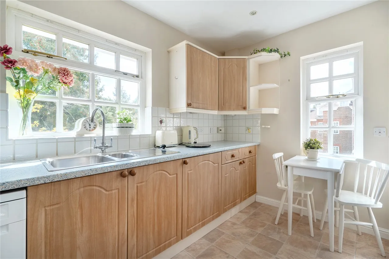 Castle Village, Berkhamsted, photo 3