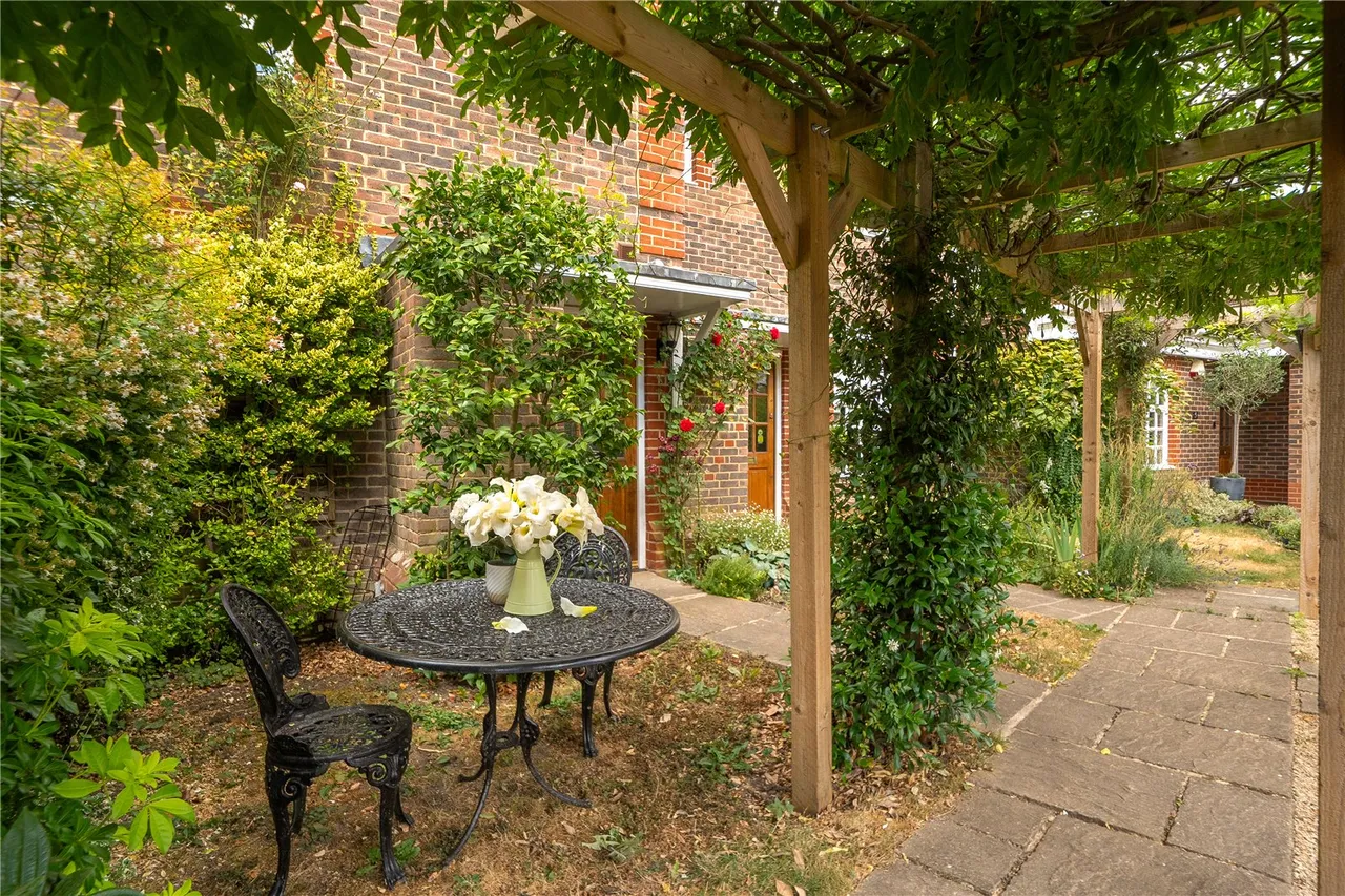 Castle Village, Berkhamsted, photo 10