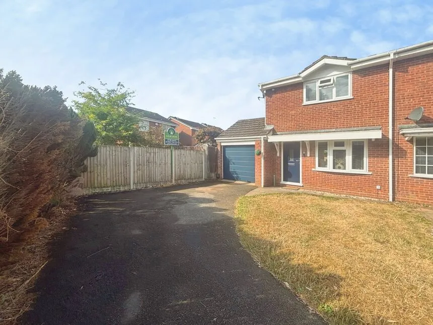 2 bed house for sale — Coulter Grove, Perton, Staffordshire, WV6