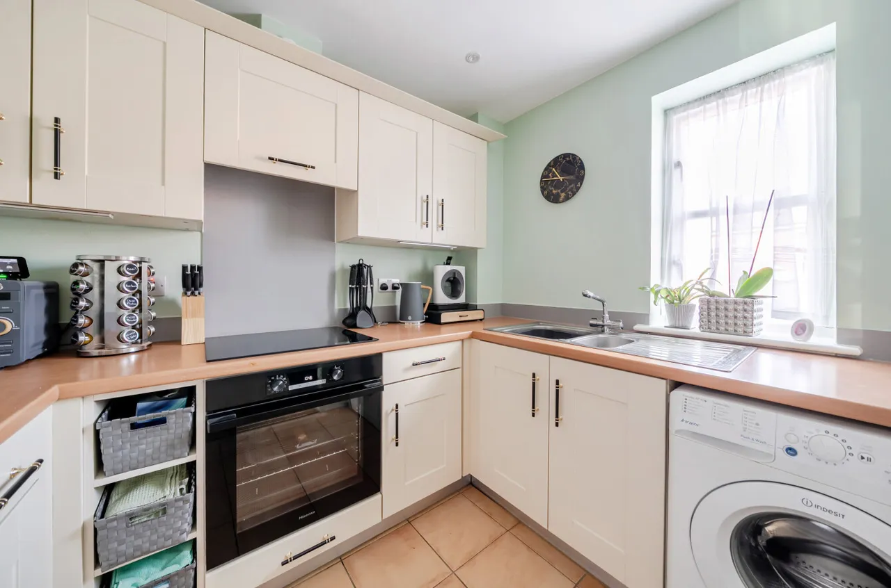 Consort Mews, Knowle, PO17, photo 5
