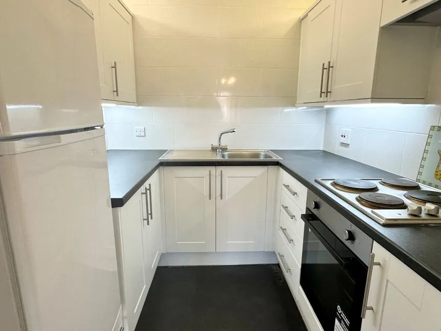 Victoria Road, Wilmslow, Cheshire, SK9, photo 5