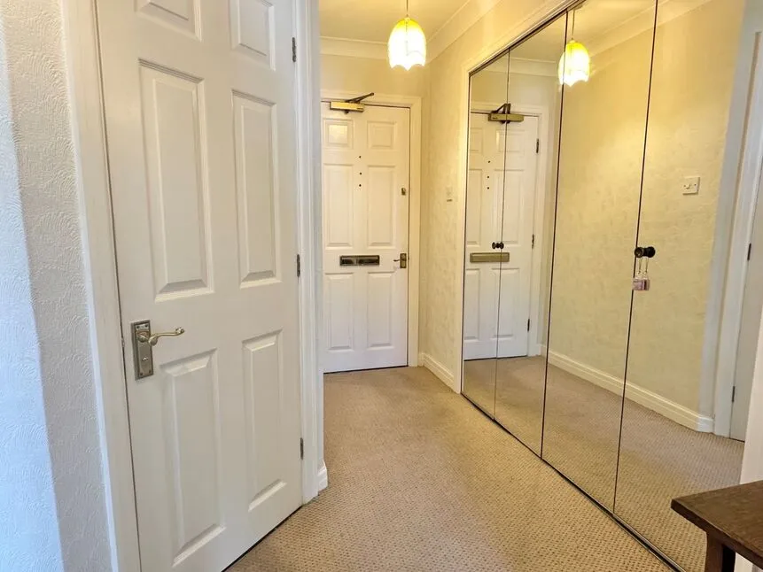 Victoria Road, Wilmslow, Cheshire, SK9, photo 10