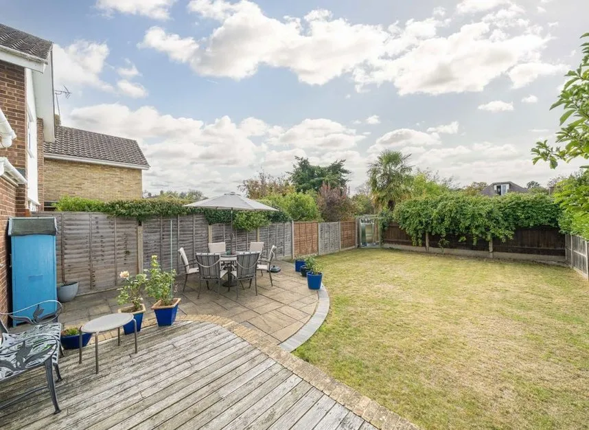 Saxonbury Avenue, Sunbury-on-thames, TW16, photo 4