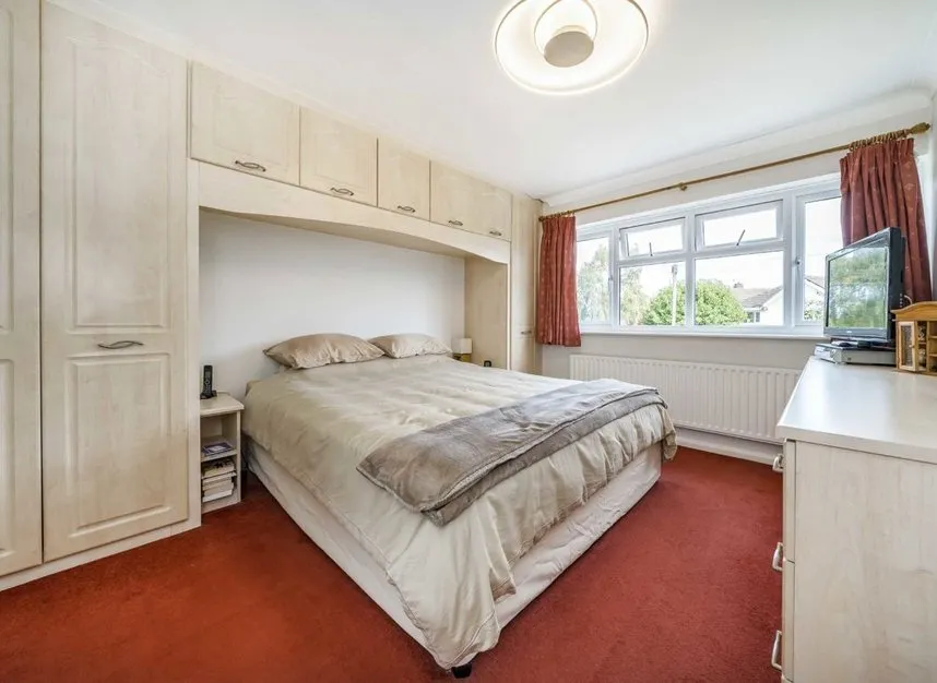 Saxonbury Avenue, Sunbury-on-thames, TW16, photo 6