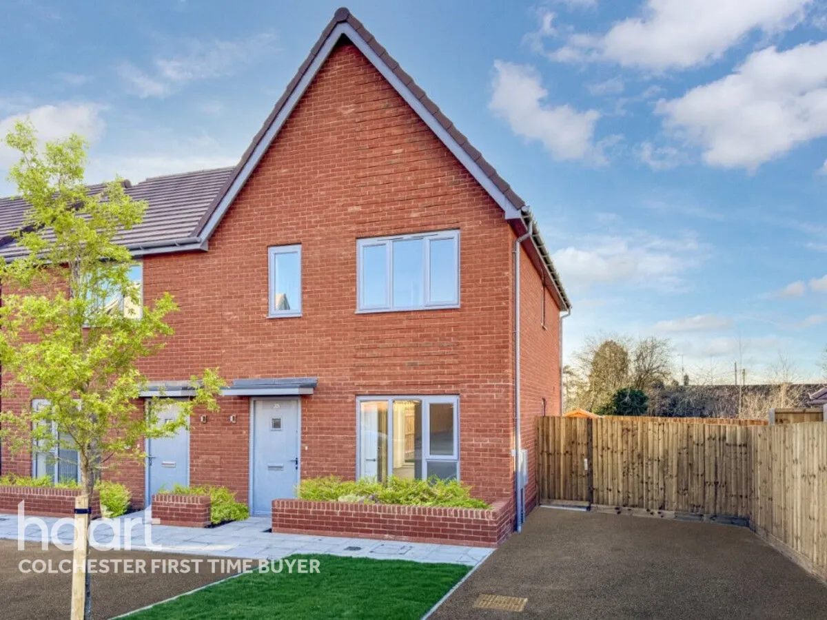 3 bed house for sale, Tambour Place, Colchester, CO6