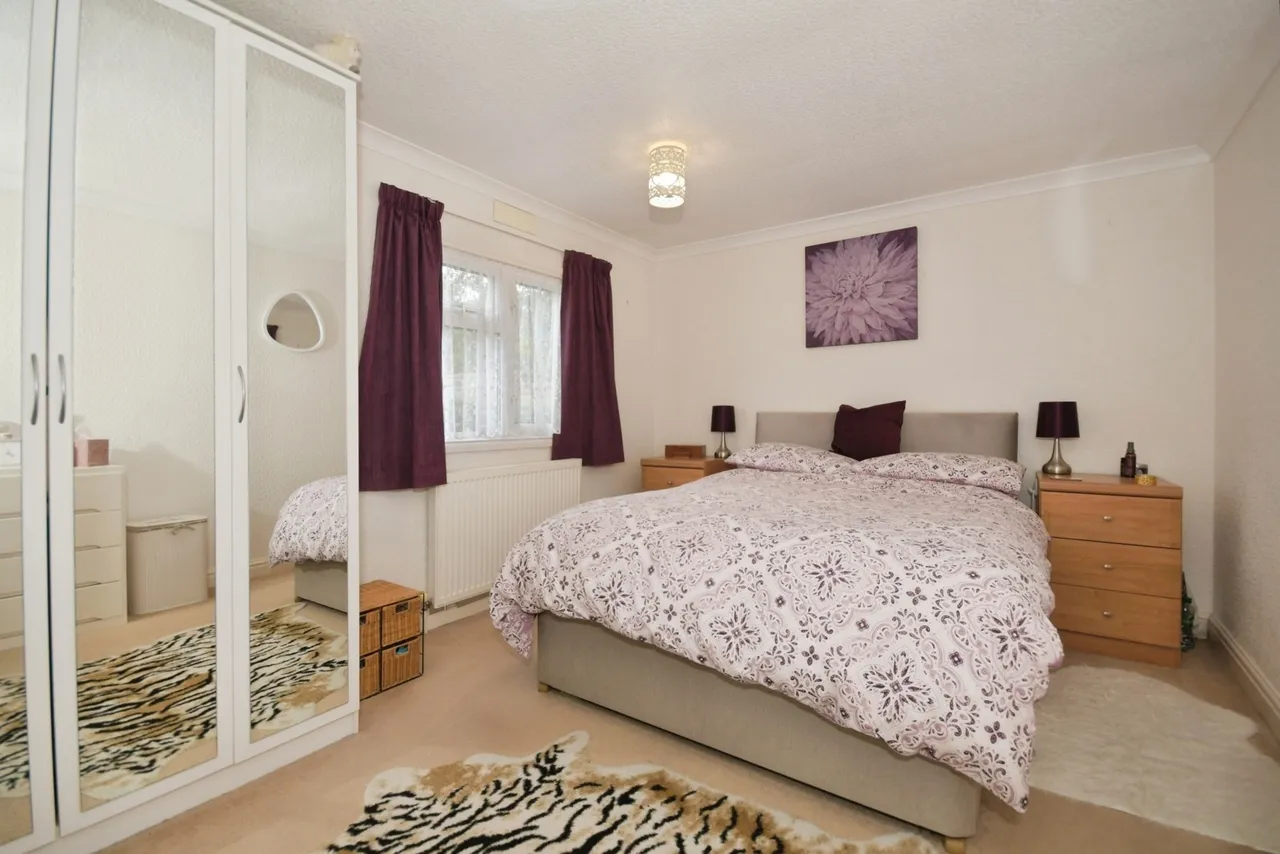 Sunningdale Park, New Tupton, S42, photo 5