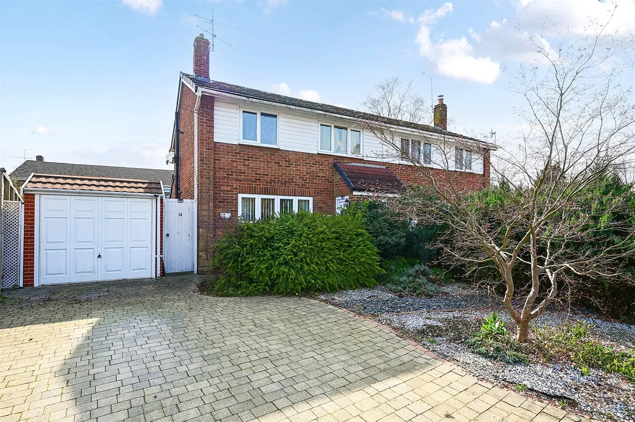 York Road, Ash, Guildford, Surrey, GU12 6SN, photo 15
