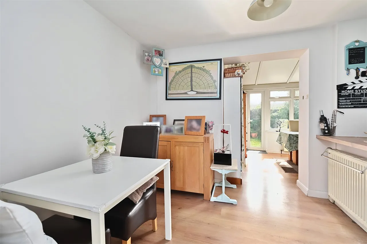 York Road, Ash, Guildford, Surrey, GU12 6SN, photo 5