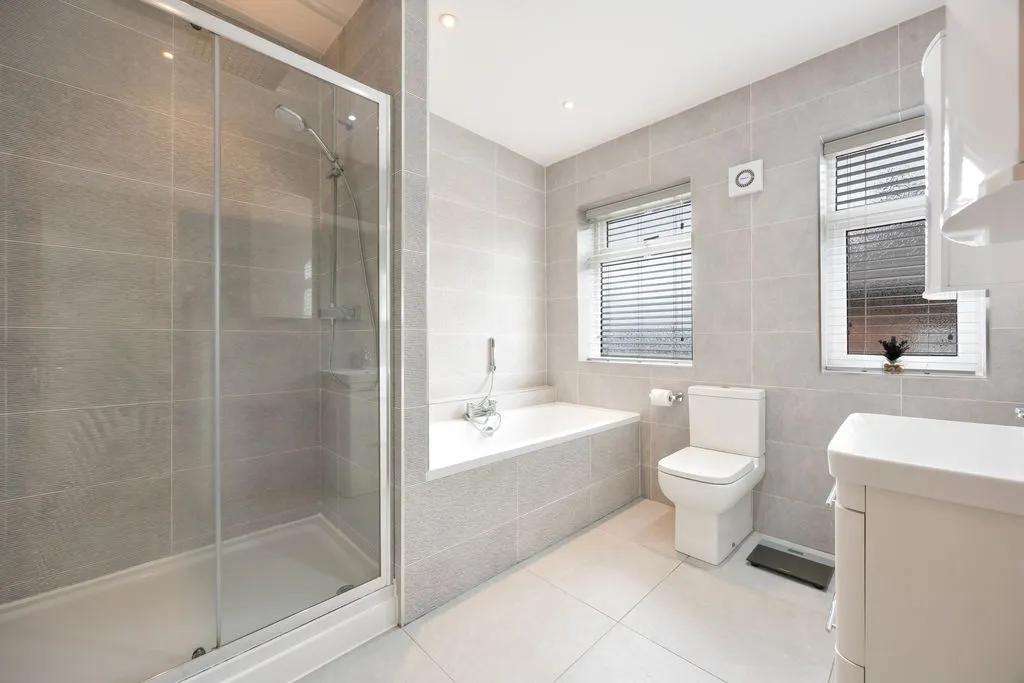 Swinley Road, Wigan, photo 4