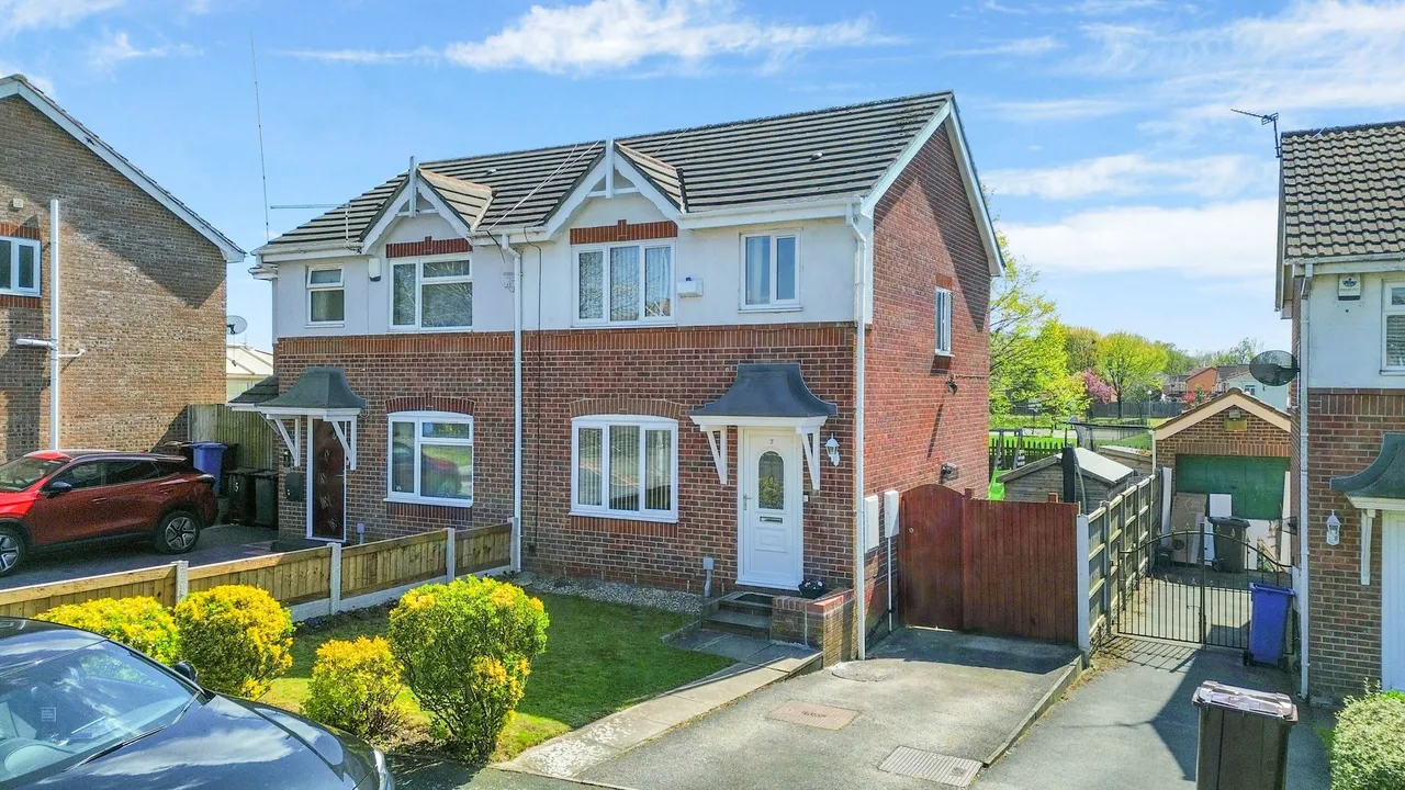 3 bed house for sale — Parkwood Road, Whiston, Prescot, Prescot, L35 3XB