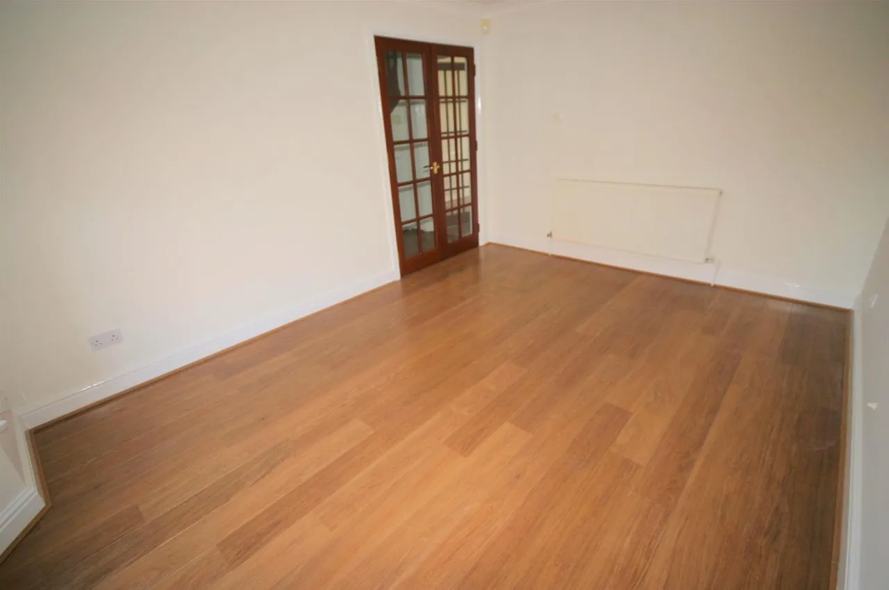 Broadacres, Bushmead, LU2, photo 4
