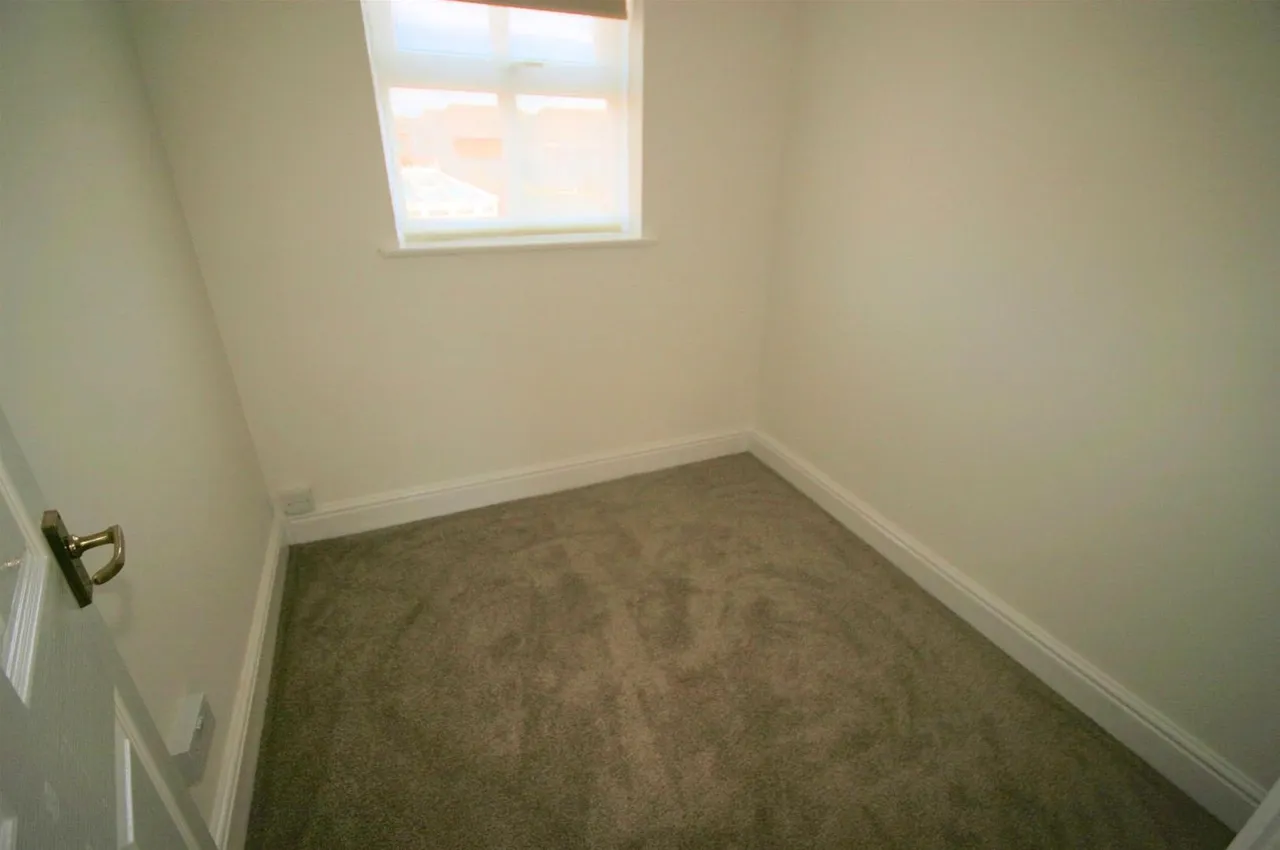 Broadacres, Bushmead, LU2, photo 21