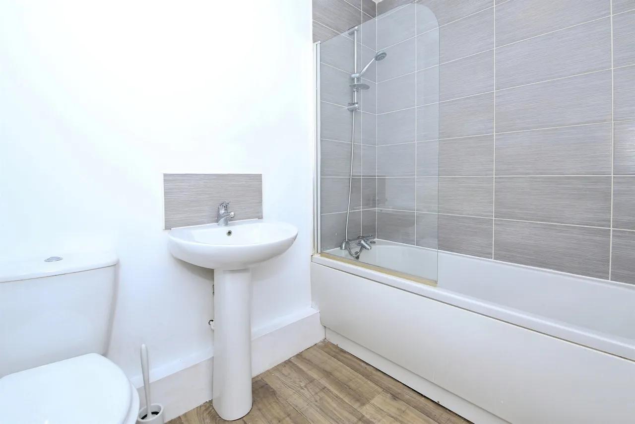 High Causeway Peterborough, PE7, photo 12