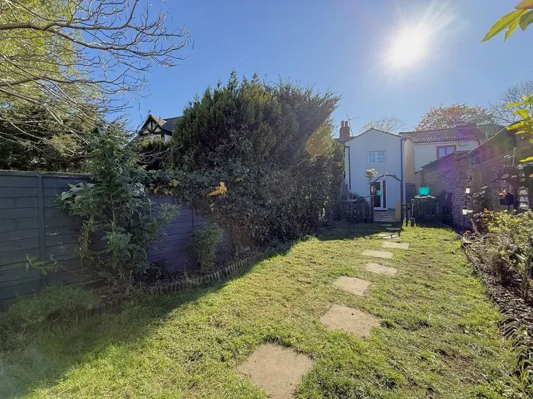 2 bed house for sale, Hitchin Road, Shefford, SG17