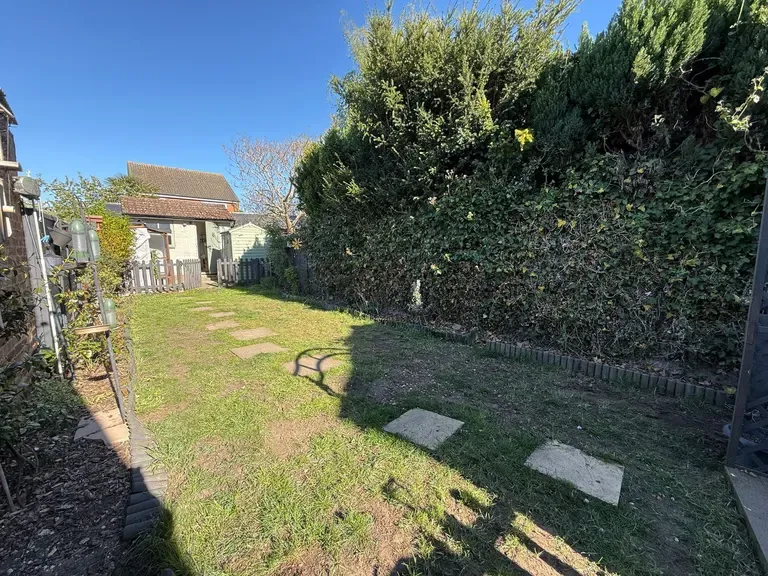 Hitchin Road, Shefford, SG17, photo 12