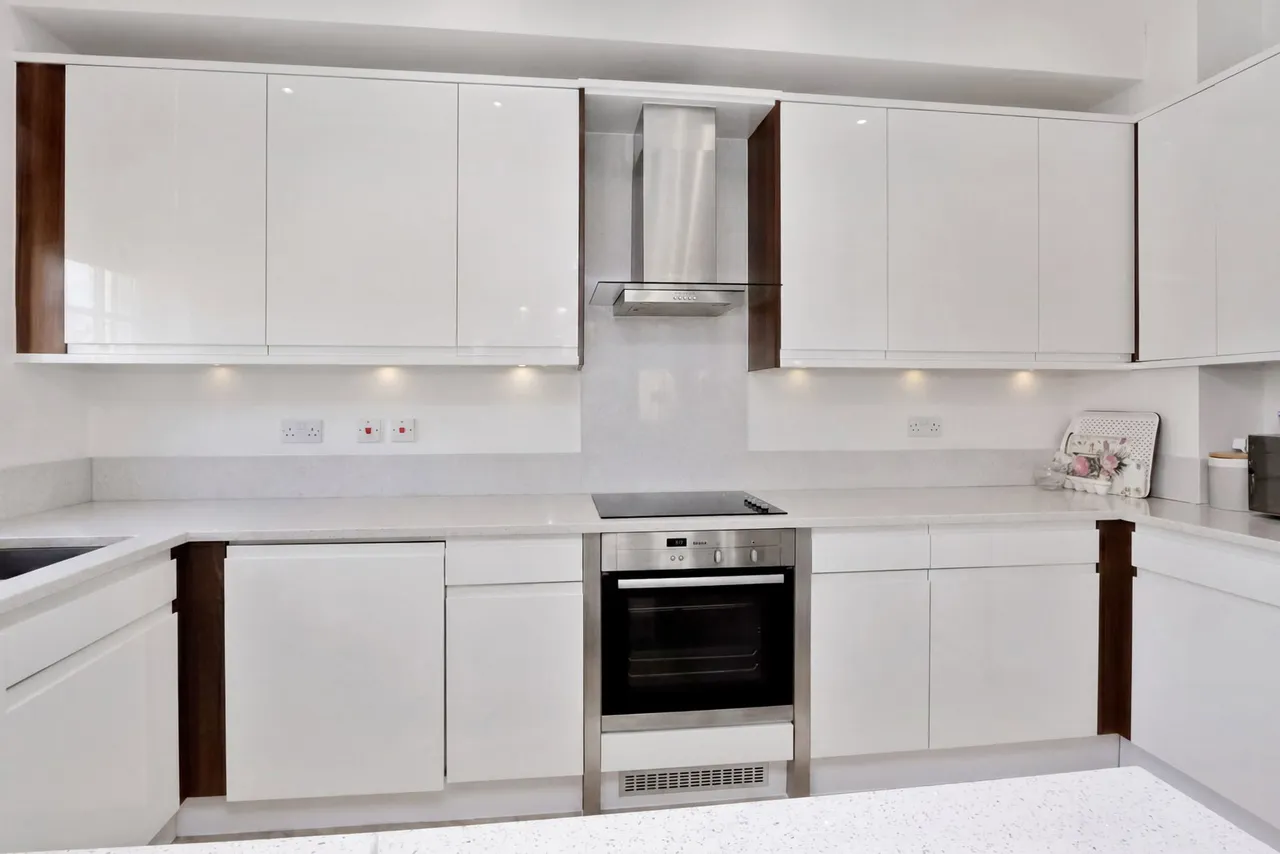 Chapel Drive, Dartford, DA2, photo 7