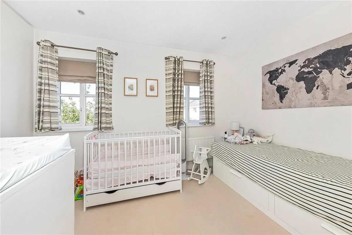 Bevin Square, London, SW17, photo 13