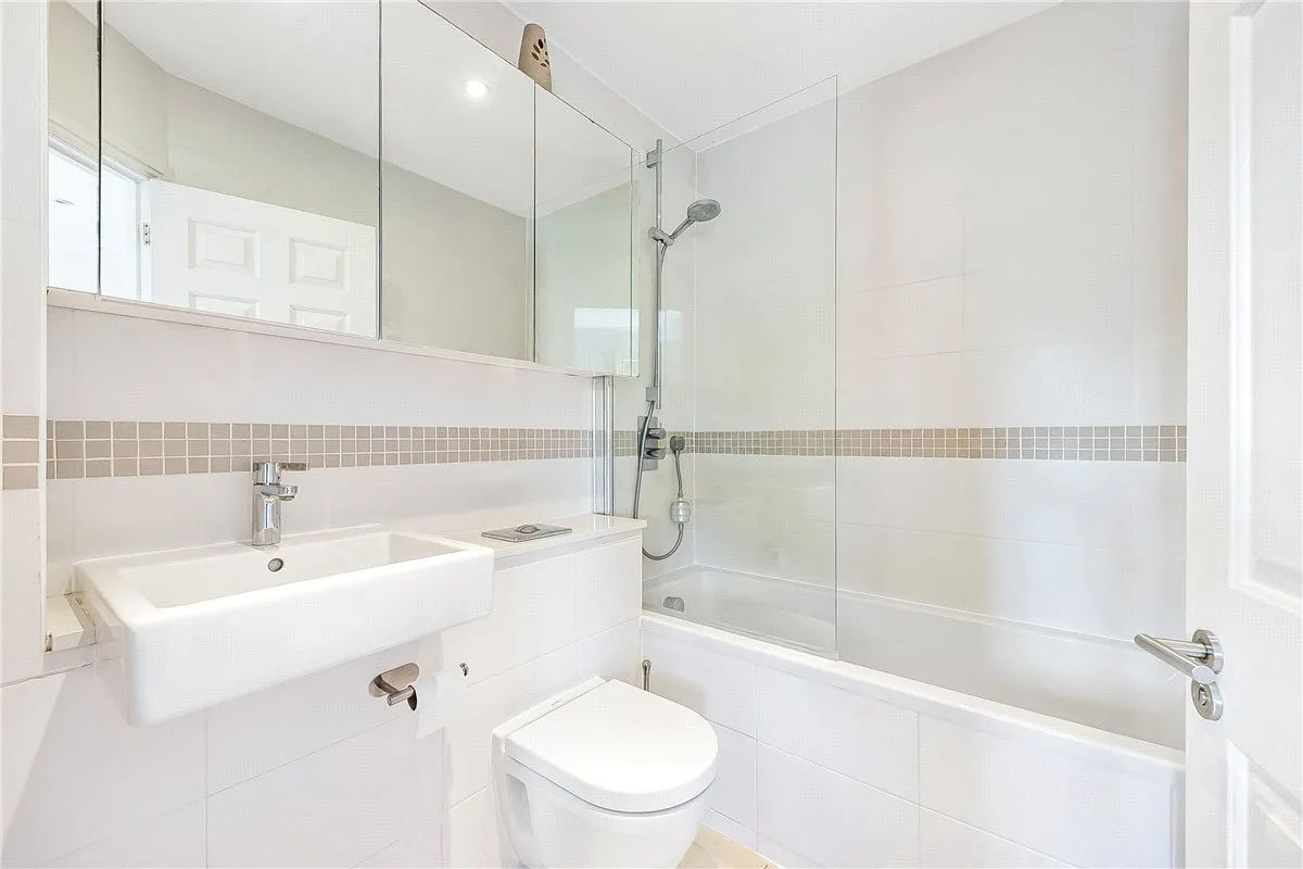 Bevin Square, London, SW17, photo 11