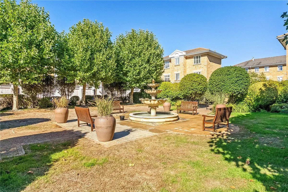 Bevin Square, London, SW17, photo 6