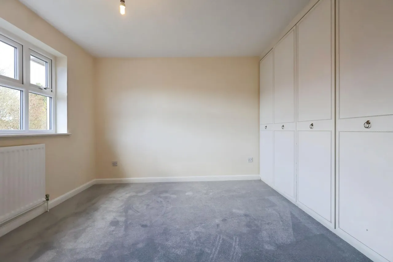 Pheasant Close, Stratford-upon-Avon, CV37, photo 6