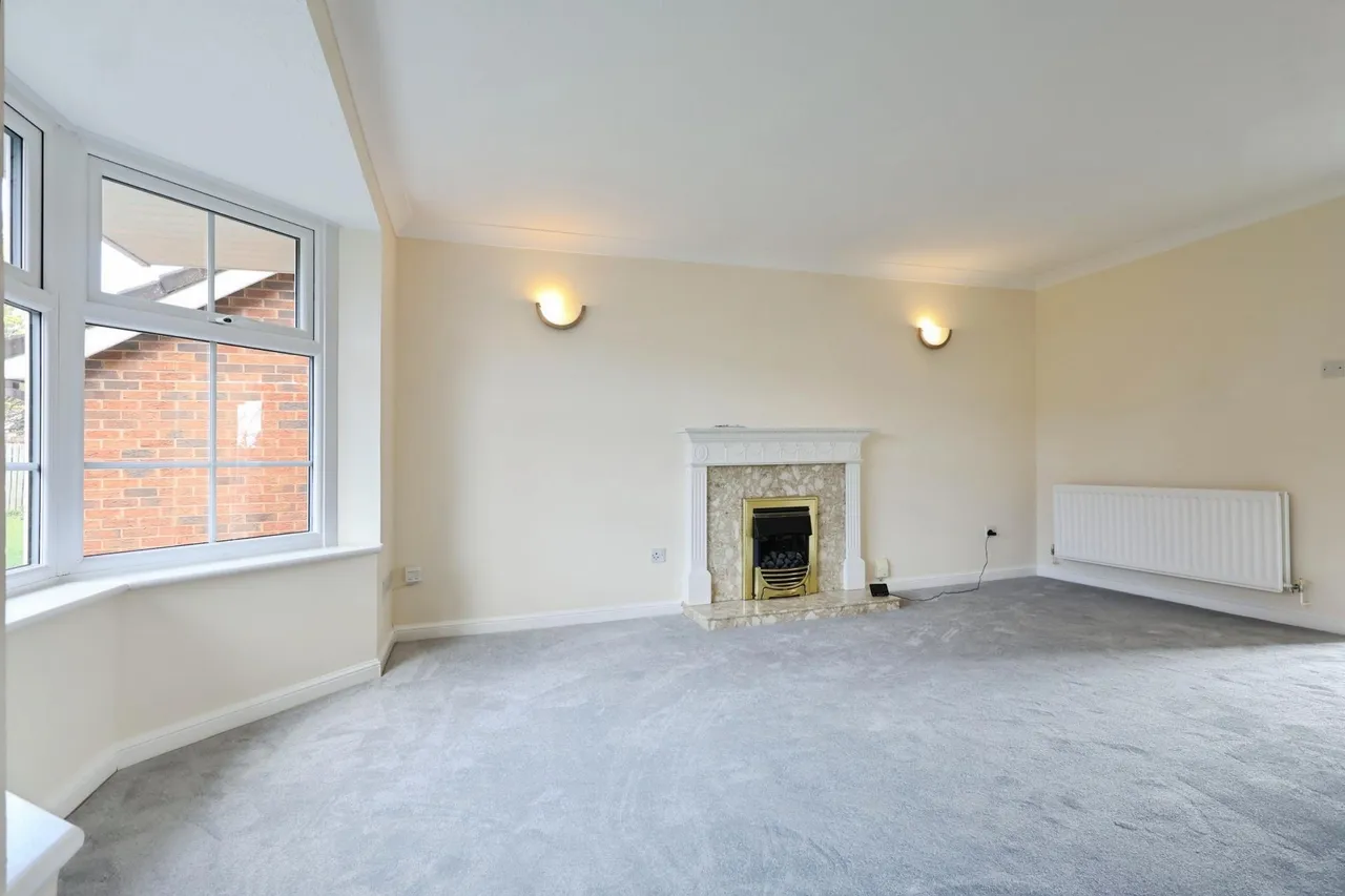 Pheasant Close, Stratford-upon-Avon, CV37, photo 4