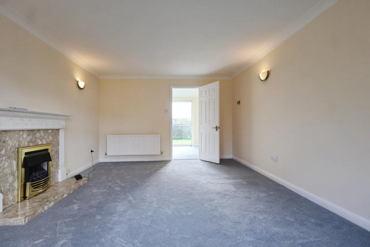 Pheasant Close, Stratford-upon-Avon, CV37, photo 5