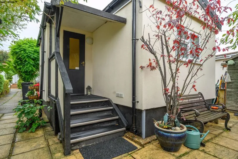 Weybridge Park Estate, Addlestone KT15 2RF, photo 10