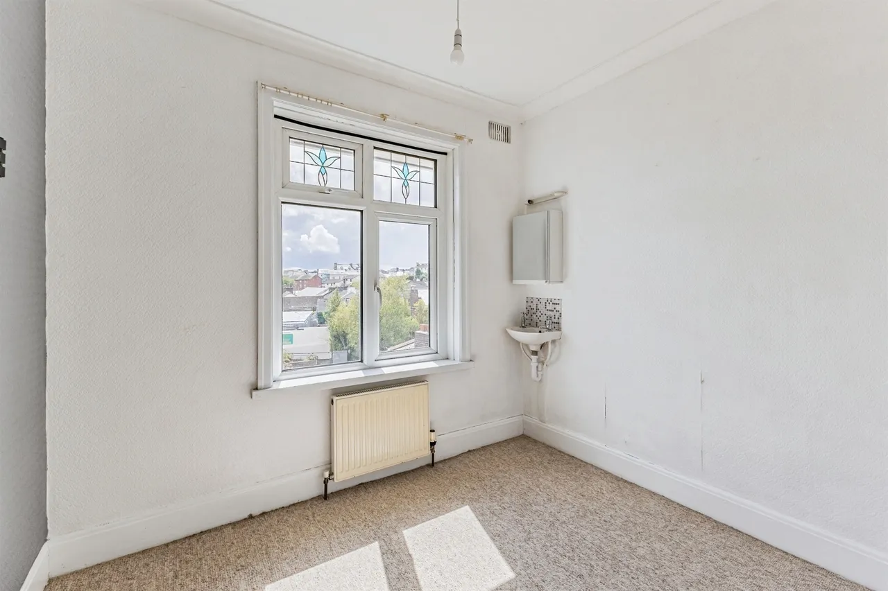 Cecil Road, PAIGNTON, photo 12