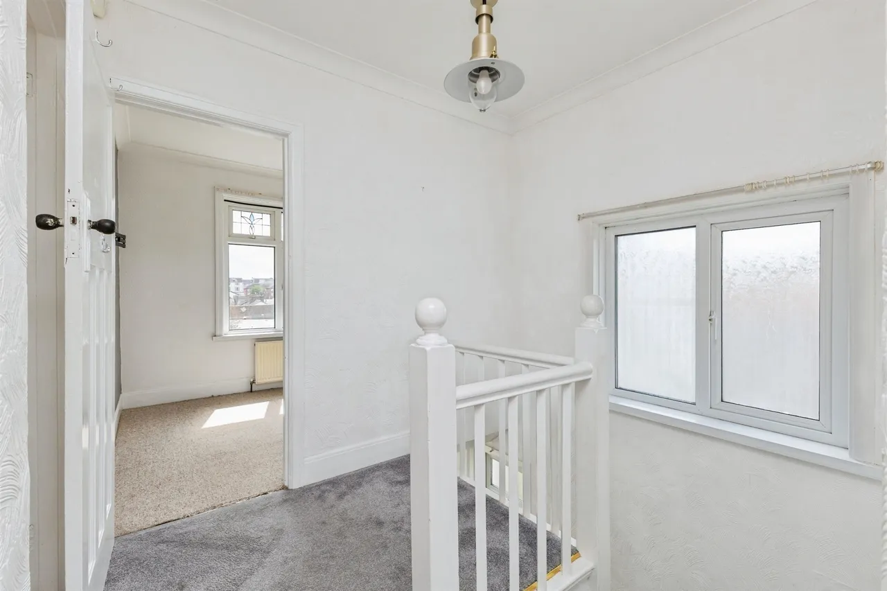 Cecil Road, PAIGNTON, photo 9