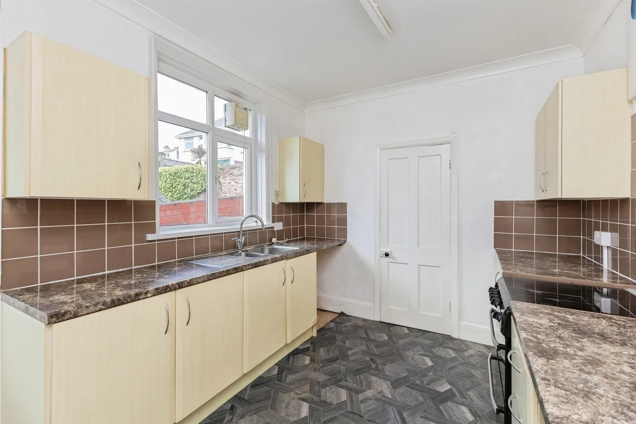 Cecil Road, PAIGNTON, photo 4