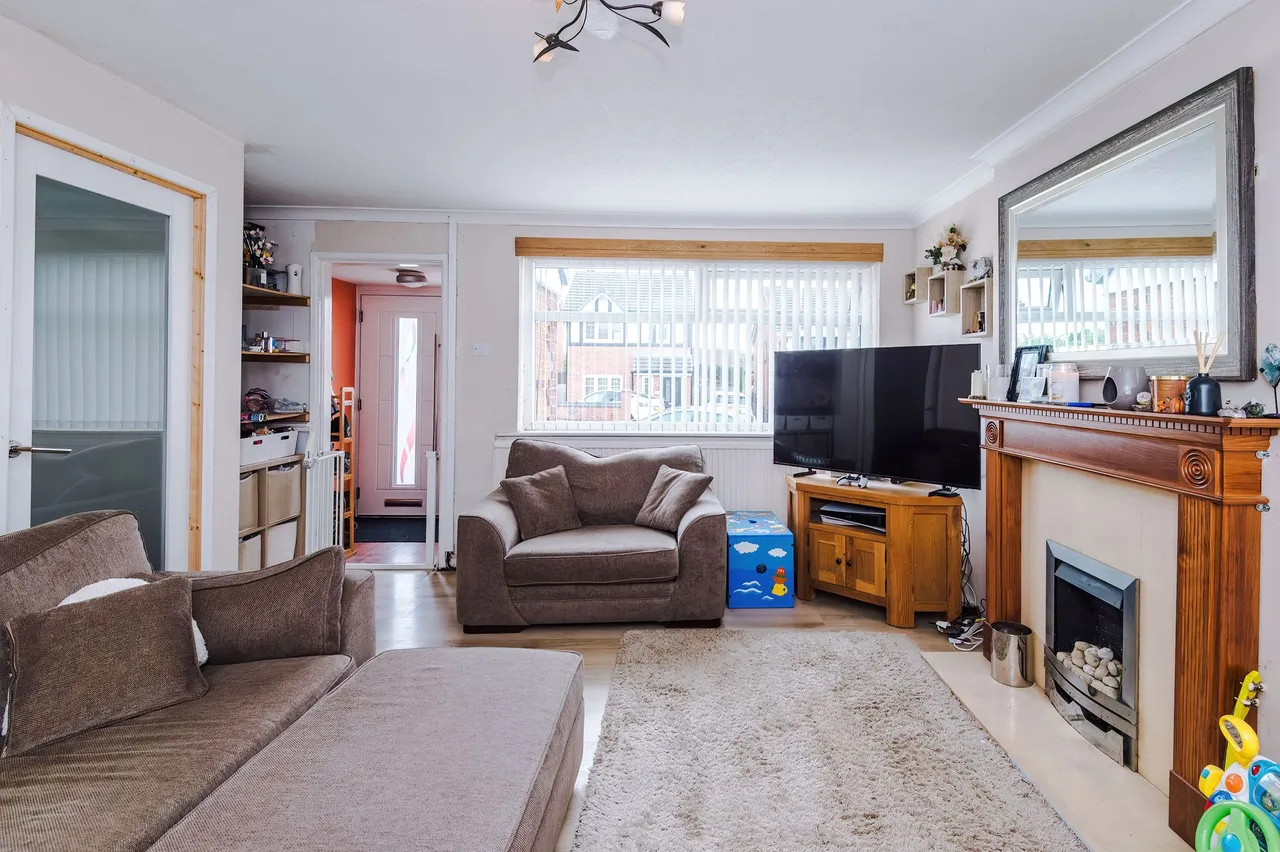 Platt Lane, Wigan, Wigan, WN1 3YA, photo 9
