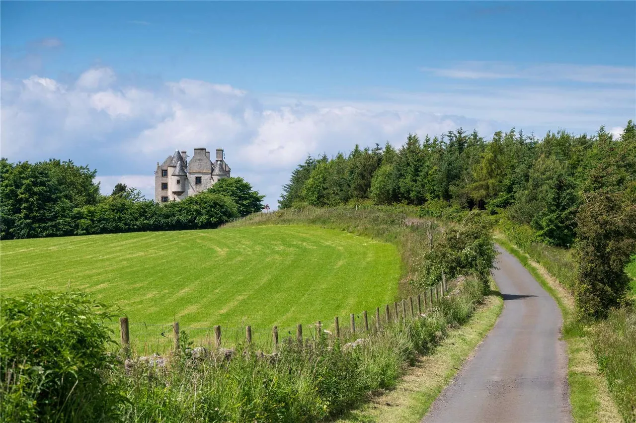 Fa'side Castle, Tranent, East Lothian, EH33 2LE, photo 3