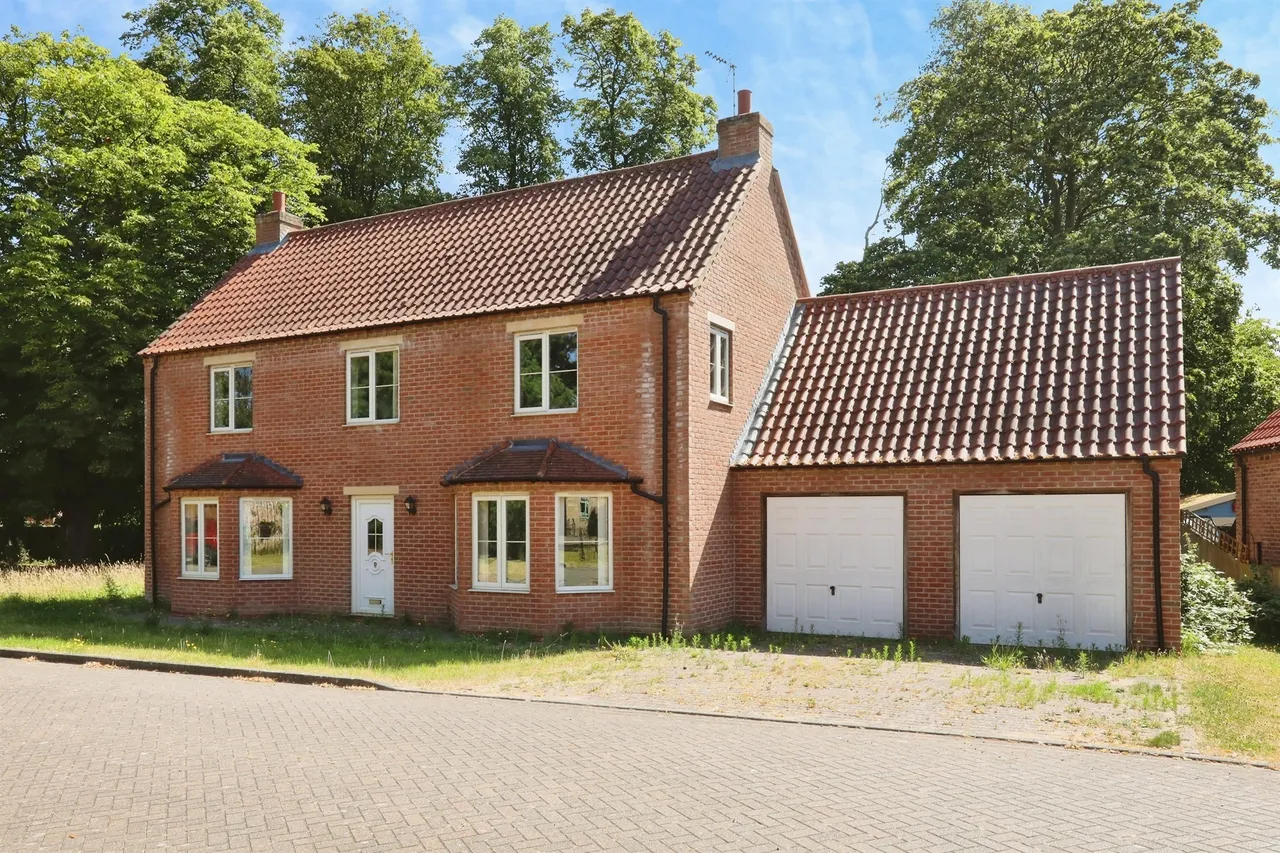 4 bed house for sale — Rosefields, Gainsborough