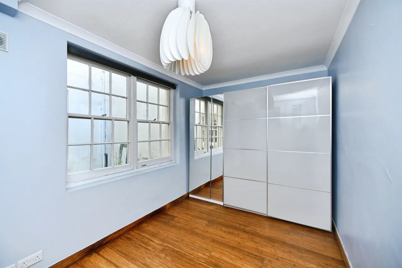 Adelaide Crescent, Hove, photo 12