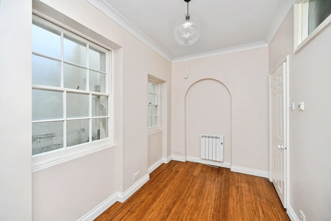 Adelaide Crescent, Hove, photo 8