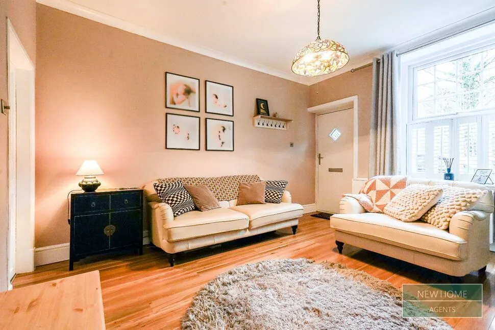 Long Row, Carrbrook, Greater Manchester, SK15, photo 2
