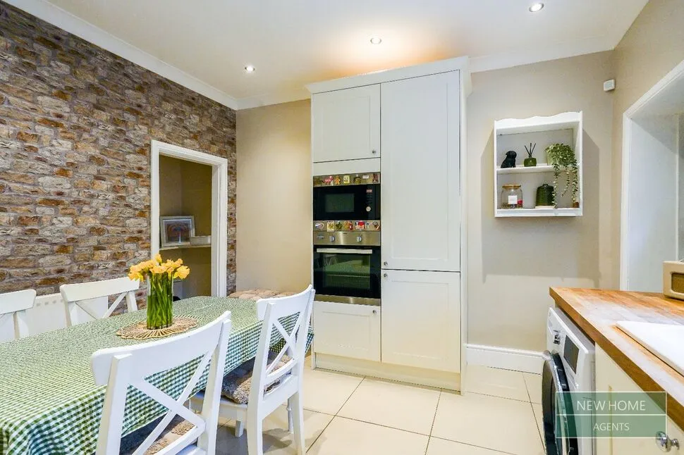 Long Row, Carrbrook, Greater Manchester, SK15, photo 8