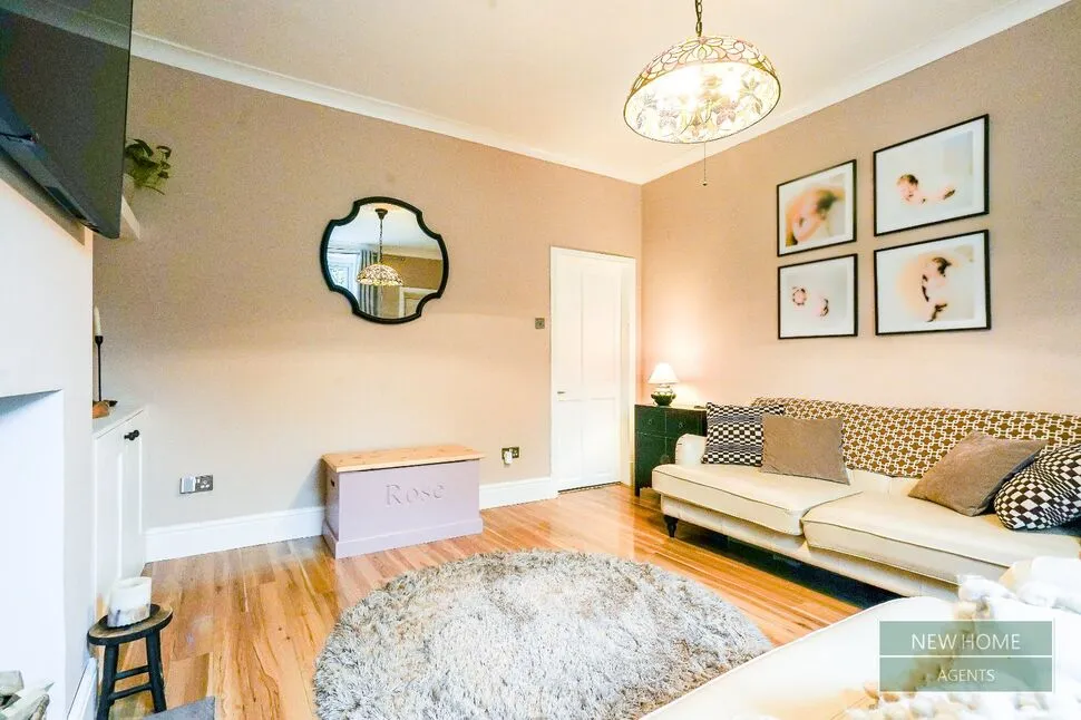 Long Row, Carrbrook, Greater Manchester, SK15, photo 3
