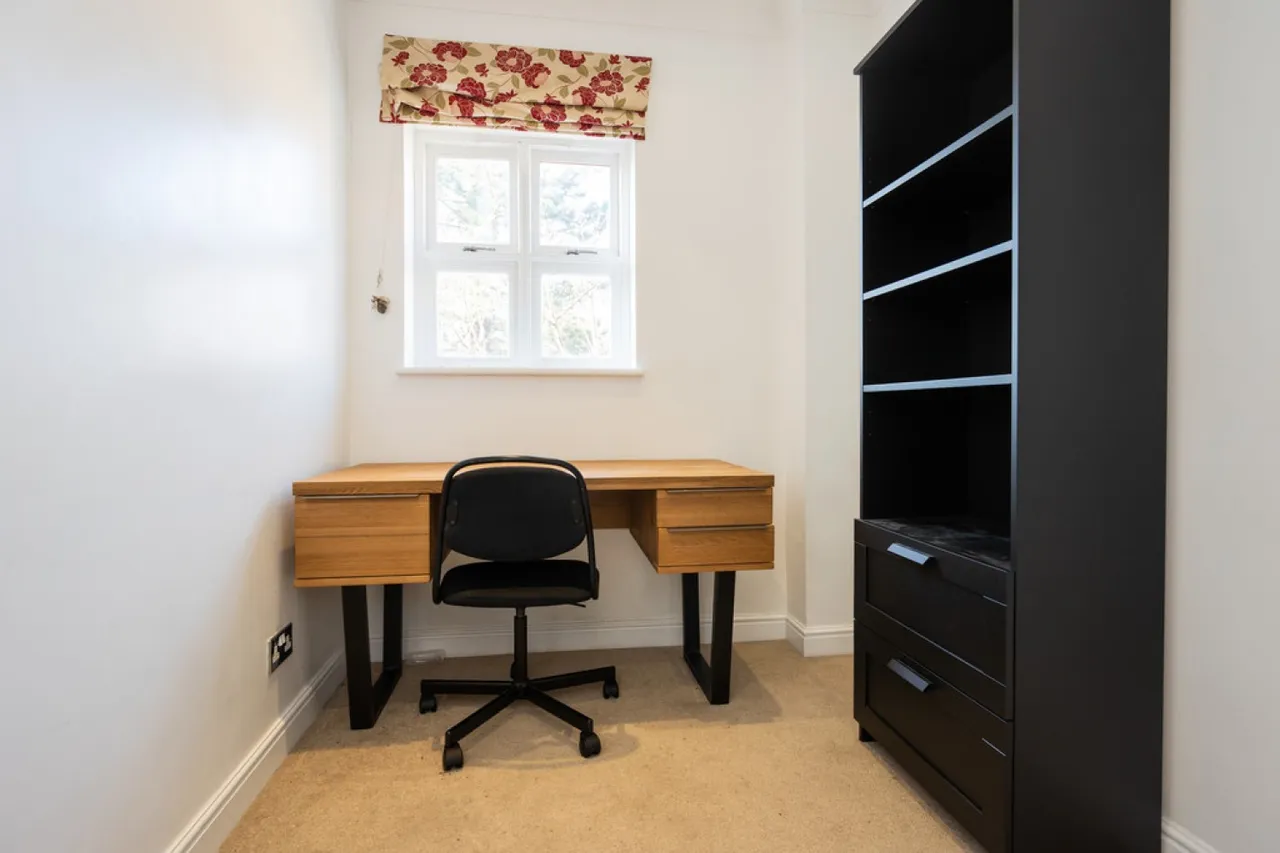 St Nicholas Place, Milford Street, photo 5