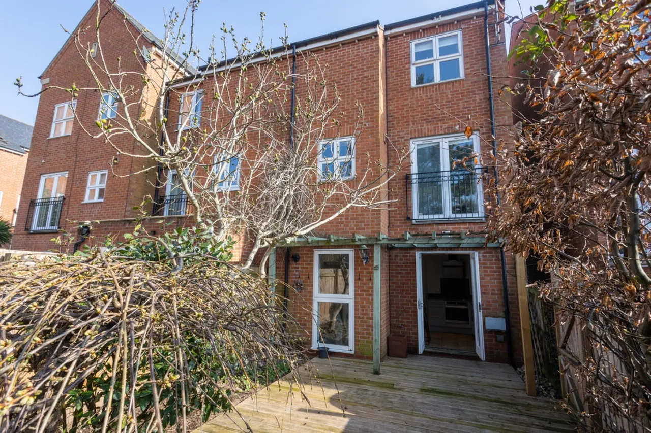 St Nicholas Place, Milford Street, photo 12