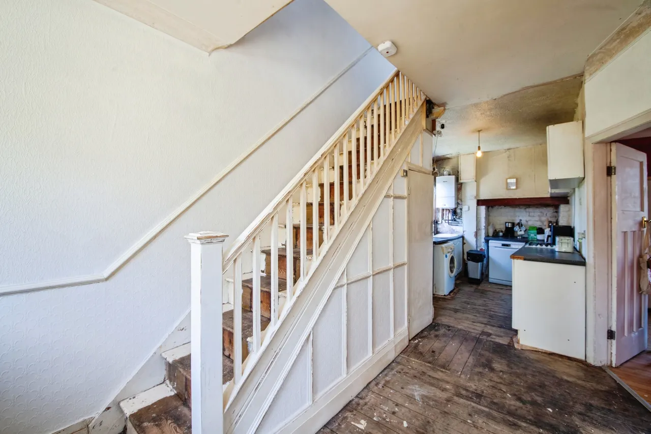 Hemsworth Road, Sheffield, photo 8