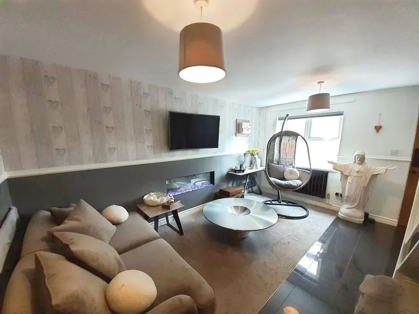Bryony Road, Hamilton, Leicestershire, LE5, photo 2