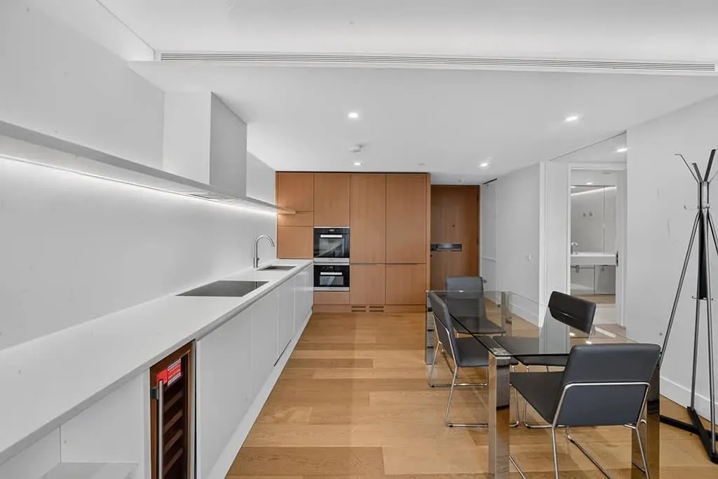 Rathbone Place, London, W1T, photo 9