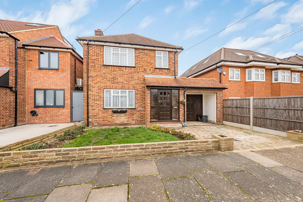 Manor Gardens, Ruislip, photo 17