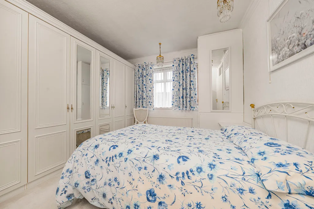 Manor Gardens, Ruislip, photo 28