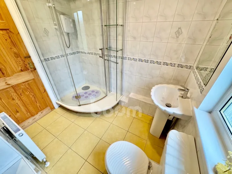 Larch Terrace, Beith, KA15, photo 6