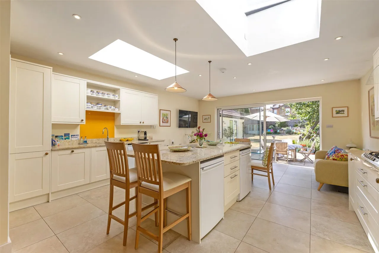 Ferry Road, Twickenham, TW1, photo 12