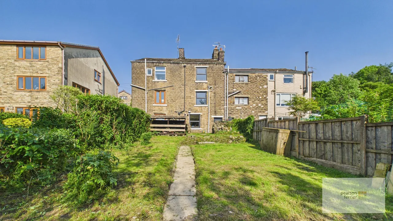 2 bed house for sale — Whalley Road, Ramsbottom, Bury, BL0 0DP